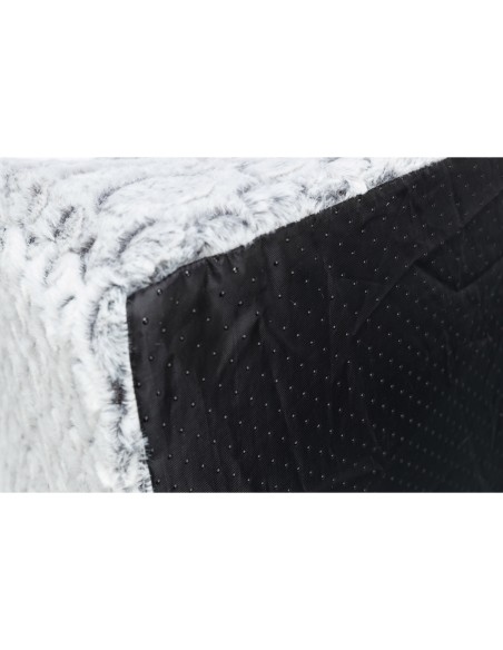 Cueva Mila blanco-gris