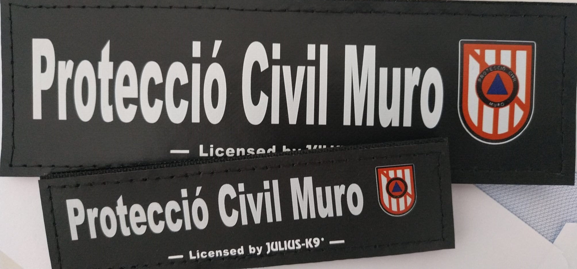 Etiquetas Julius Personalizadas con tu logo
