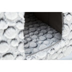 Cueva Mila blanco-gris