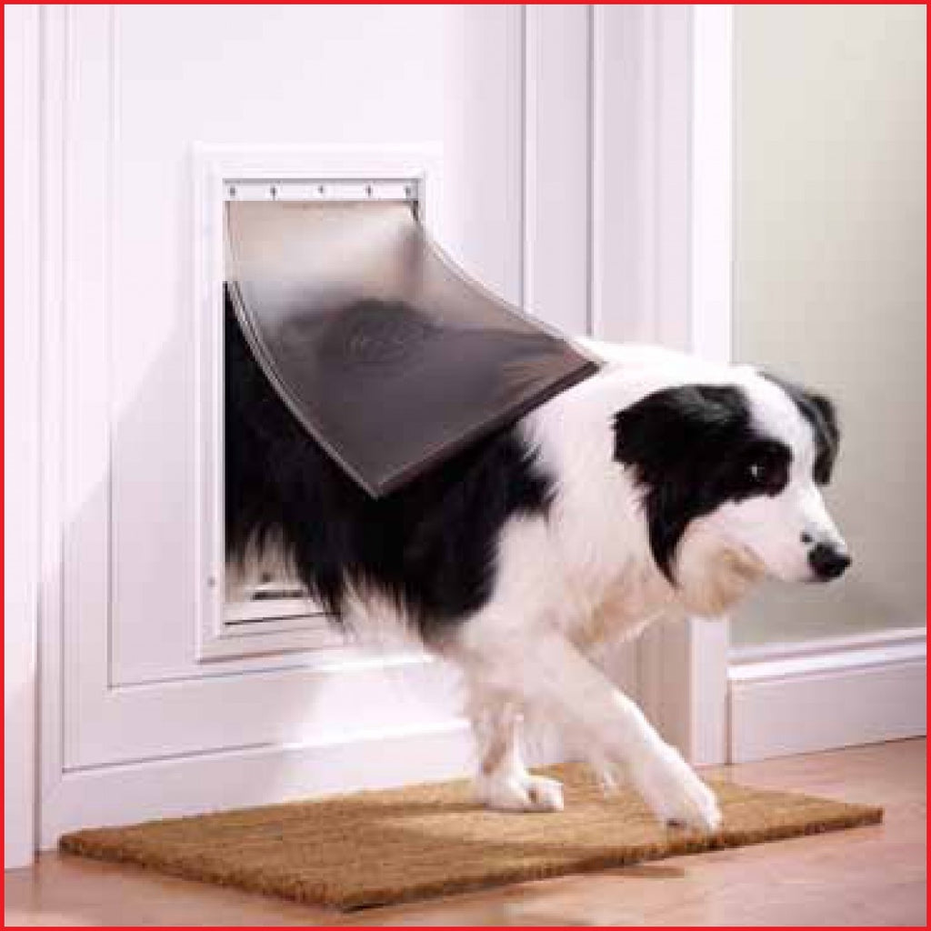 Puerta para mascotas Staywell® con marco de aluminio
